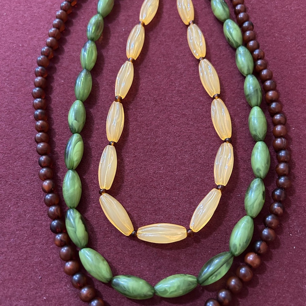 Elegant Green and Brown Beaded Necklace Set